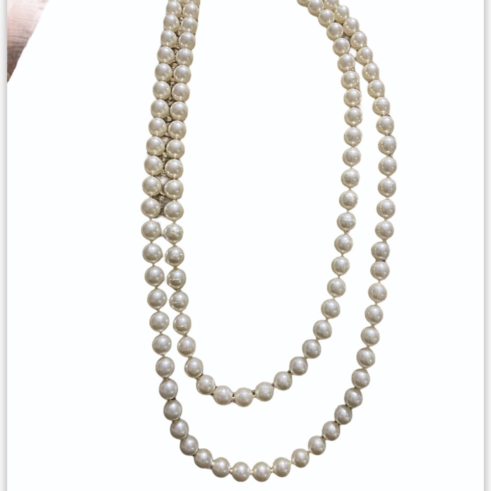 Pearl necklace
